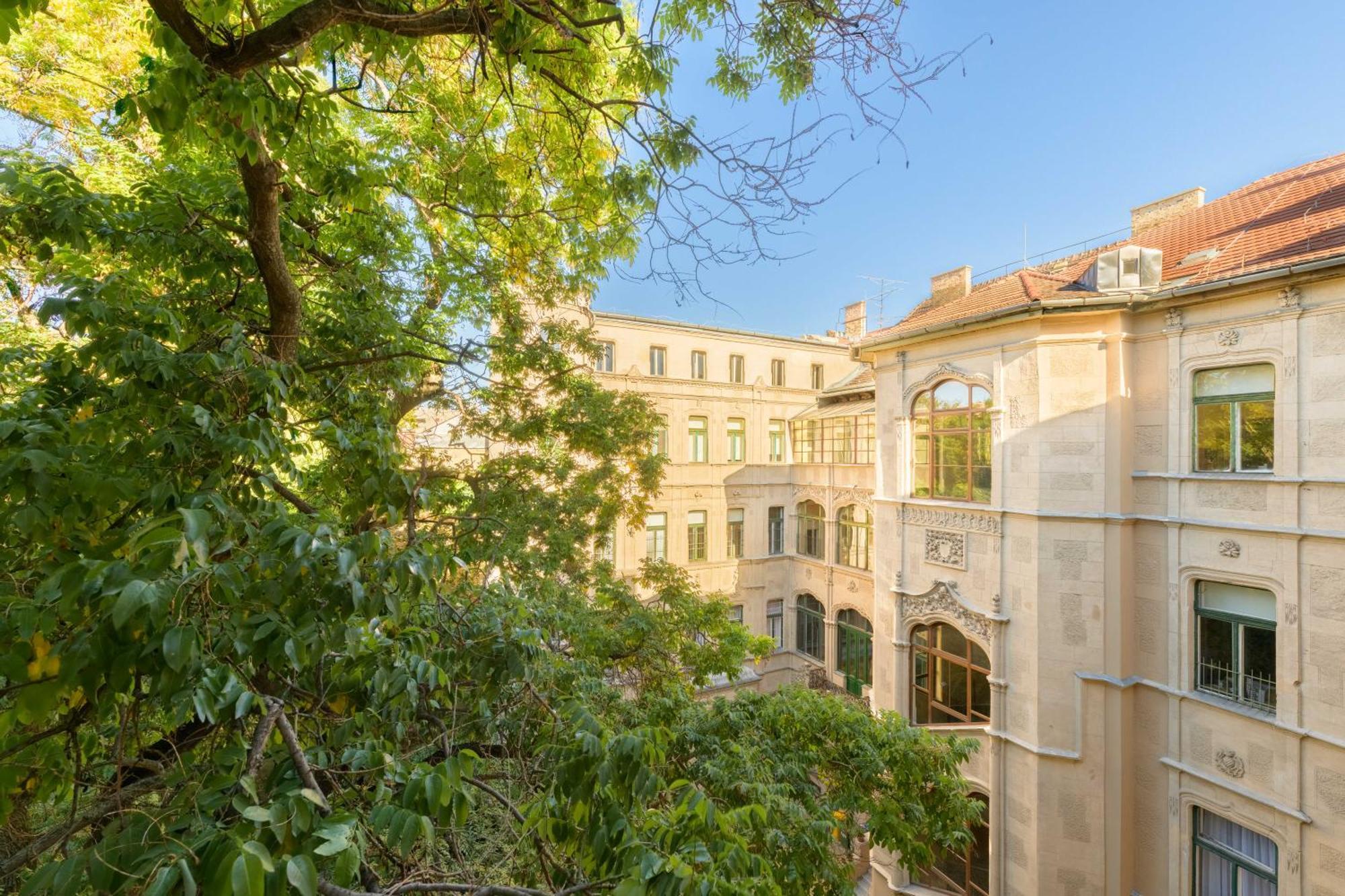 Apartamento Millenium Spa-Heroes Budapest Exterior foto